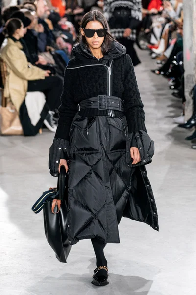 Look 7